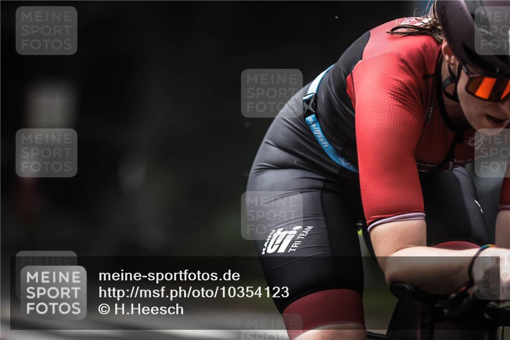 13.09.2026 - Stadtparktriathlon H.Heesch http://msf.ph/oto/10354123 13.09.2026 09:31:49 Radfahren 166, 204 meine-sportfotos.de
