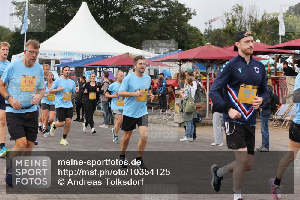 13.09.2026 - Kiel Lauf Andreas Tolksdorf http://msf.ph/oto/10354125 13.09.2026 09:57:36 Kiellinie 39, 4196, 3254 meine-sportfotos.de
