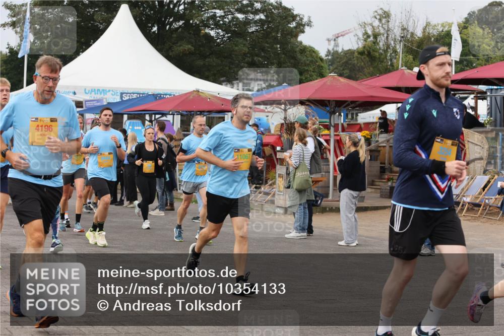 13.09.2026 - Kiel Lauf Andreas Tolksdorf http://msf.ph/oto/10354133 13.09.2026 09:57:36 Kiellinie 38, 4196, 1, 3, 11067 meine-sportfotos.de