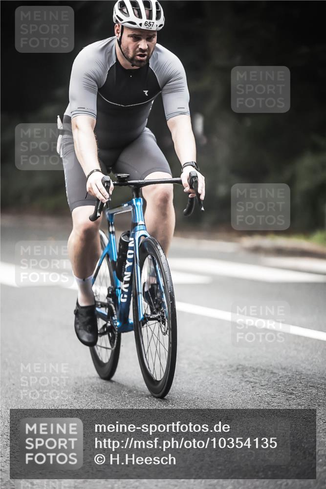 13.09.2026 - Stadtparktriathlon H.Heesch http://msf.ph/oto/10354135 13.09.2026 11:09:34 Radfahren 487, 531, 647, 657, 708, 1798 meine-sportfotos.de