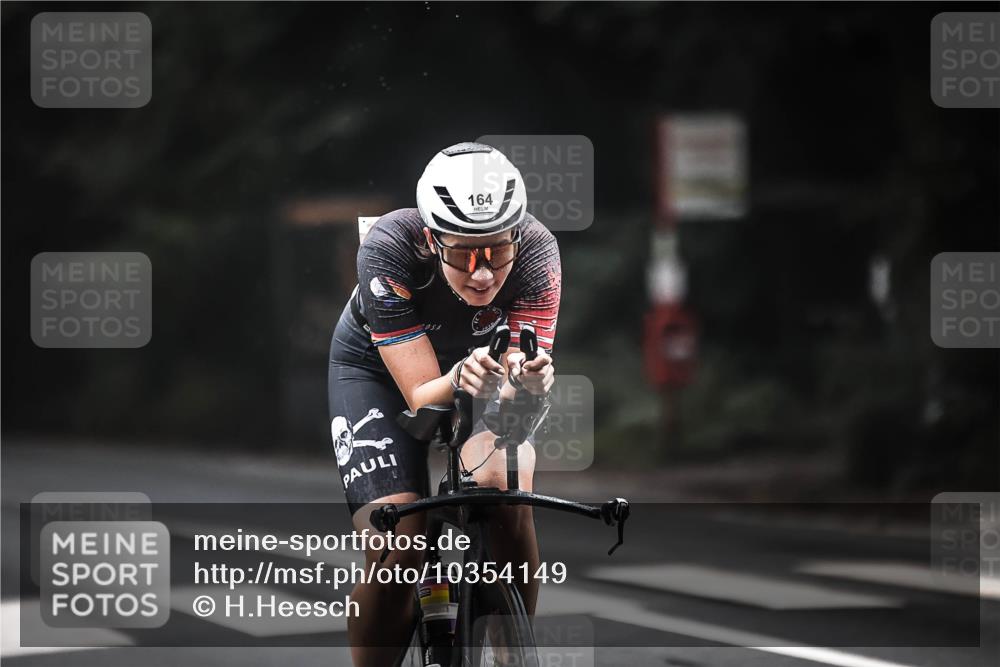13.09.2026 - Stadtparktriathlon H.Heesch http://msf.ph/oto/10354149 13.09.2026 09:32:05 Radfahren 159, 164 meine-sportfotos.de