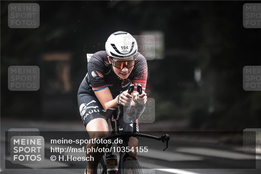 13.09.2026 - Stadtparktriathlon H.Heesch http://msf.ph/oto/10354155 13.09.2026 09:32:06 Radfahren 159, 164, 173 meine-sportfotos.de