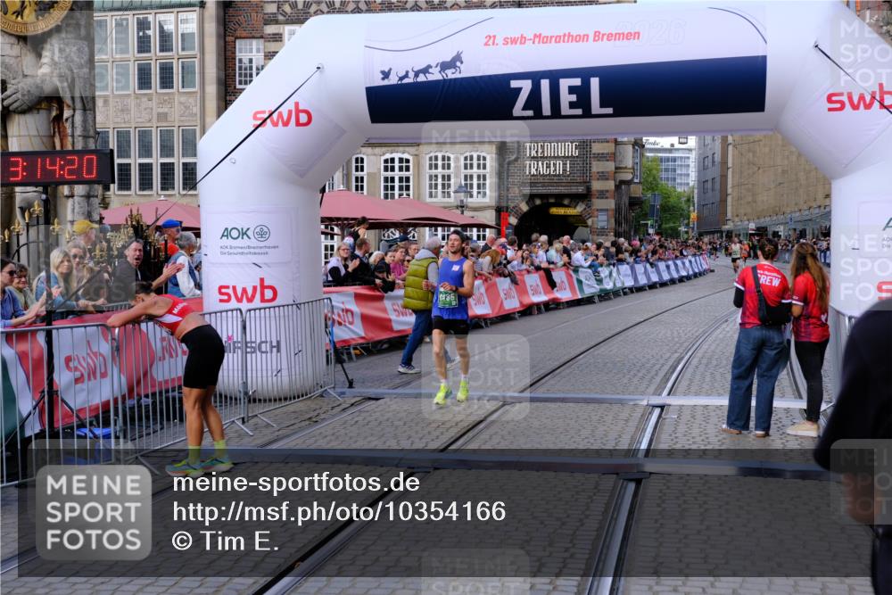 13.09.2026 - 21. swb-Marathon Bremen Tim E. http://msf.ph/oto/10354166 13.09.2026 12:45:08 Ziel 289, 814, 4474, 6485, 8285 meine-sportfotos.de