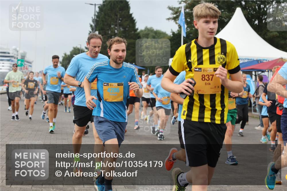 13.09.2026 - Kiel Lauf Andreas Tolksdorf http://msf.ph/oto/10354179 13.09.2026 09:57:38 Kiellinie 38, 4286, 38, 837, 5669 meine-sportfotos.de