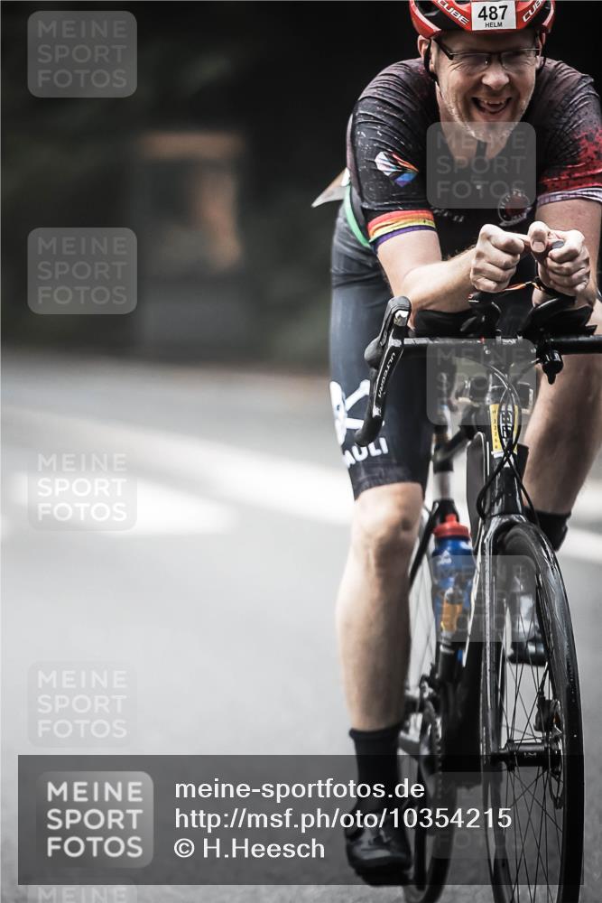 13.09.2026 - Stadtparktriathlon H.Heesch http://msf.ph/oto/10354215 13.09.2026 11:09:38 Radfahren 487, 647, 657, 708, 1798 meine-sportfotos.de