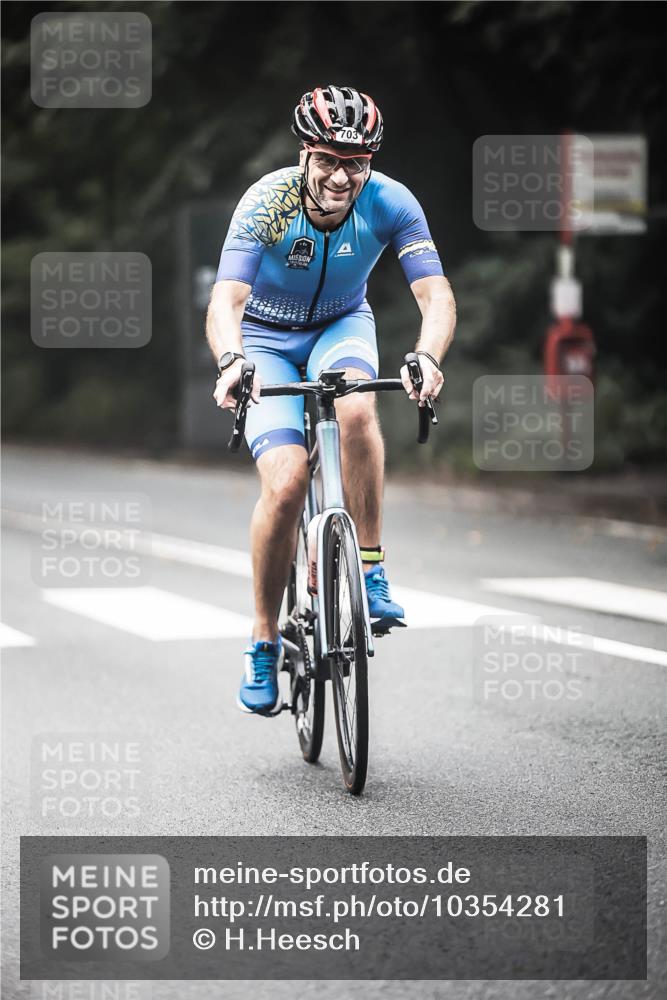 13.09.2026 - Stadtparktriathlon H.Heesch http://msf.ph/oto/10354281 13.09.2026 11:09:45 Radfahren 703, 1798 meine-sportfotos.de