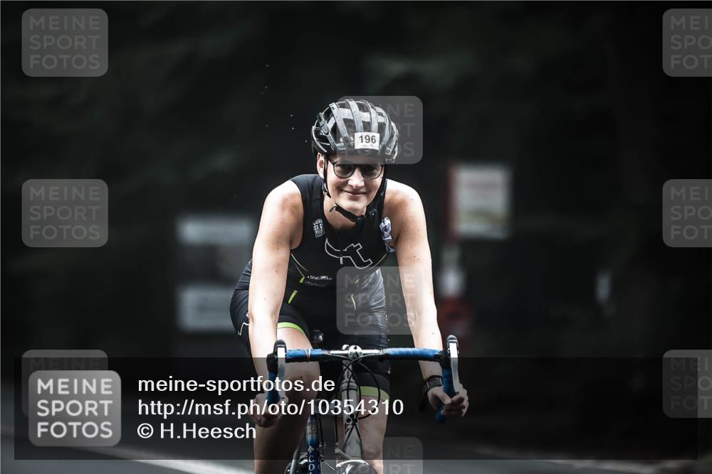 13.09.2026 - Stadtparktriathlon H.Heesch http://msf.ph/oto/10354310 13.09.2026 09:32:50 Radfahren 148, 175, 196 meine-sportfotos.de