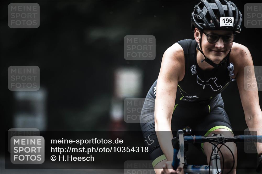 13.09.2026 - Stadtparktriathlon H.Heesch http://msf.ph/oto/10354318 13.09.2026 09:32:50 Radfahren 148, 175, 196 meine-sportfotos.de