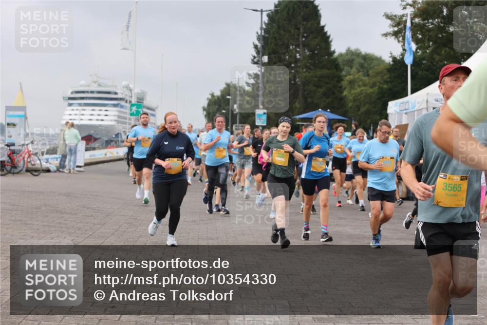 13.09.2026 - Kiel Lauf Andreas Tolksdorf http://msf.ph/oto/10354330 13.09.2026 09:57:43 Kiellinie 360, 38, 3565 meine-sportfotos.de