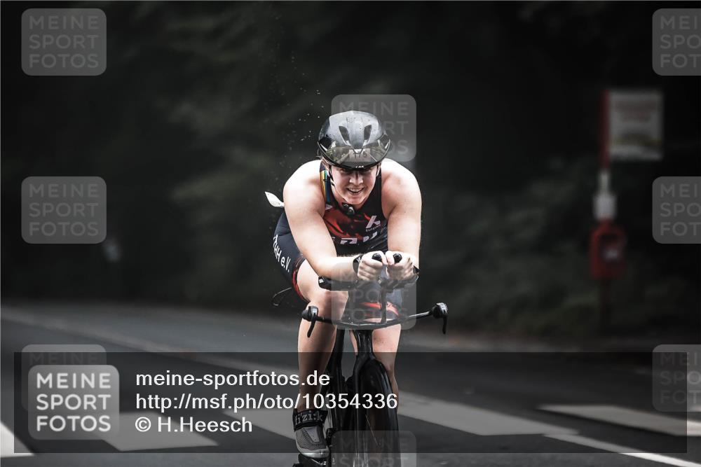 13.09.2026 - Stadtparktriathlon H.Heesch http://msf.ph/oto/10354336 13.09.2026 09:32:52 Radfahren 126, 148, 175, 196 meine-sportfotos.de