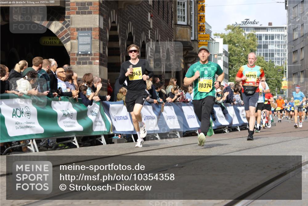 13.09.2026 - 21. swb-Marathon Bremen Strokosch-Dieckow http://msf.ph/oto/10354358 13.09.2026 10:55:59 Ziel 10203, 10243, 10256, 10297, 10379, 10423, 10529, 10550, 10788, 10809, 10881, 10952, 11377, 11414, 11510, 11557, 11748, 11862, 11941, 11975, 11977, 12030, 12108, 12125, 12150, 12188, 12348, 10246, 10298, 10365, 10443, 10699, 10949, 10957, 10960, 11219, 11280, 11782, 11790, 12476, 13565 meine-sportfotos.de