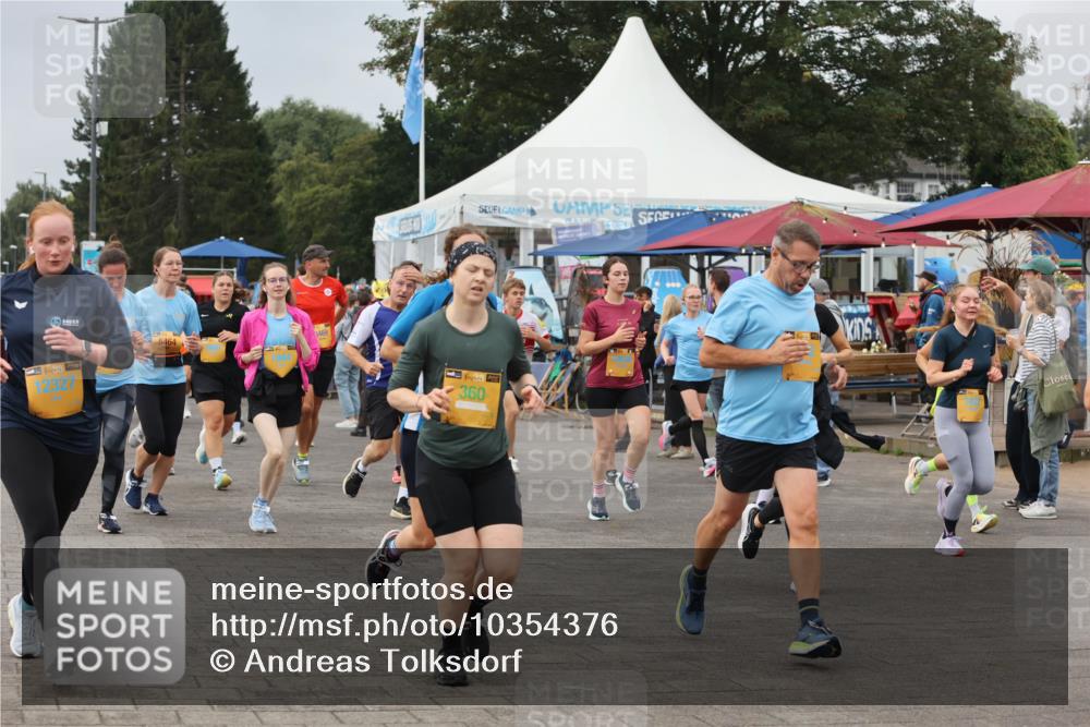 13.09.2026 - Kiel Lauf Andreas Tolksdorf http://msf.ph/oto/10354376 13.09.2026 09:57:44 Kiellinie 389, 12327, 5464, 360 meine-sportfotos.de