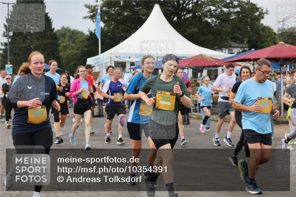 13.09.2026 - Kiel Lauf Andreas Tolksdorf http://msf.ph/oto/10354391 13.09.2026 09:57:45 Kiellinie 38, 12327, 360, 8442 meine-sportfotos.de