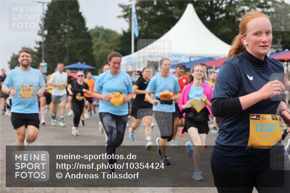 13.09.2026 - Kiel Lauf Andreas Tolksdorf http://msf.ph/oto/10354424 13.09.2026 09:57:46 Kiellinie 1, 38, 734, 12327 meine-sportfotos.de