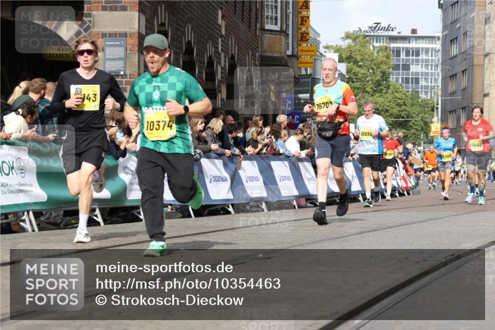 13.09.2026 - 21. swb-Marathon Bremen Strokosch-Dieckow http://msf.ph/oto/10354463 13.09.2026 10:56:00 Ziel 10203, 10243, 10297, 10374, 10379, 10423, 10529, 10550, 10788, 10809, 10881, 10952, 11377, 11414, 11510, 11557, 11748, 11862, 11941, 11975, 12030, 12108, 12125, 12150, 12188, 12348, 10246, 10298, 10365, 10443, 10699, 10949, 10957, 10960, 11219, 11280, 11782, 11790, 12476 meine-sportfotos.de