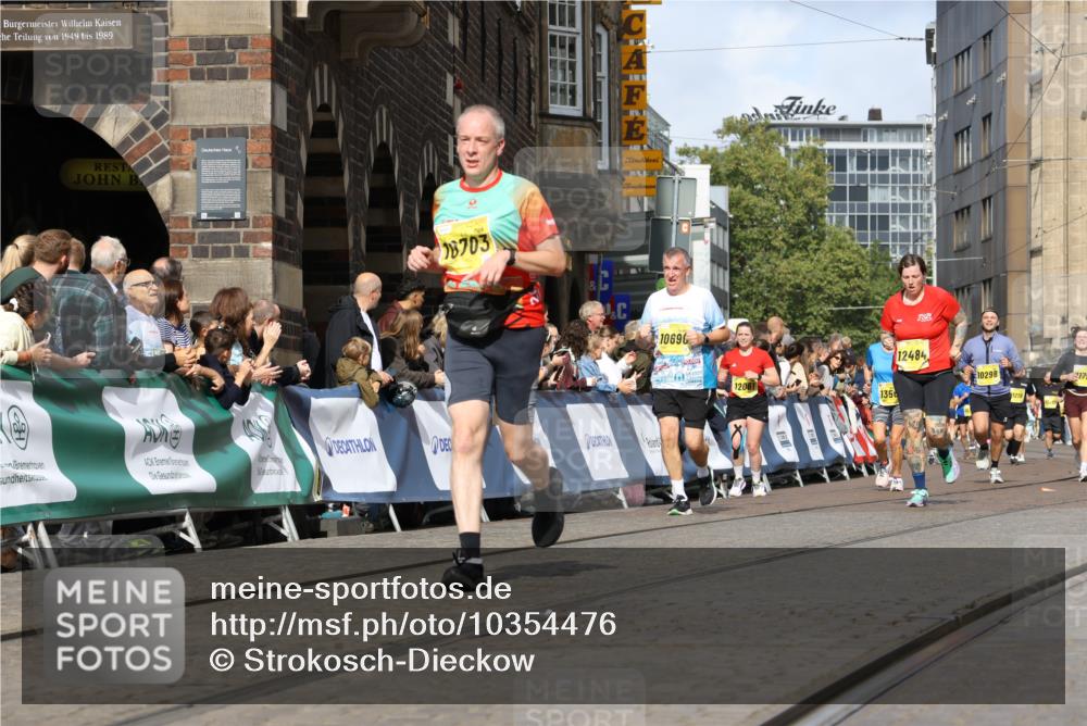 13.09.2026 - 21. swb-Marathon Bremen Strokosch-Dieckow http://msf.ph/oto/10354476 13.09.2026 10:56:02 Ziel 10203, 10243, 10297, 10374, 10379, 10423, 10529, 10550, 10788, 10809, 10881, 10952, 11377, 11510, 11557, 11748, 11862, 11975, 12030, 12108, 12125, 12143, 12150, 12188, 12348, 10246, 10365, 10443, 10699, 10949, 10957, 10960, 11219, 11280, 11570, 11693, 11782, 12452, 12476 meine-sportfotos.de