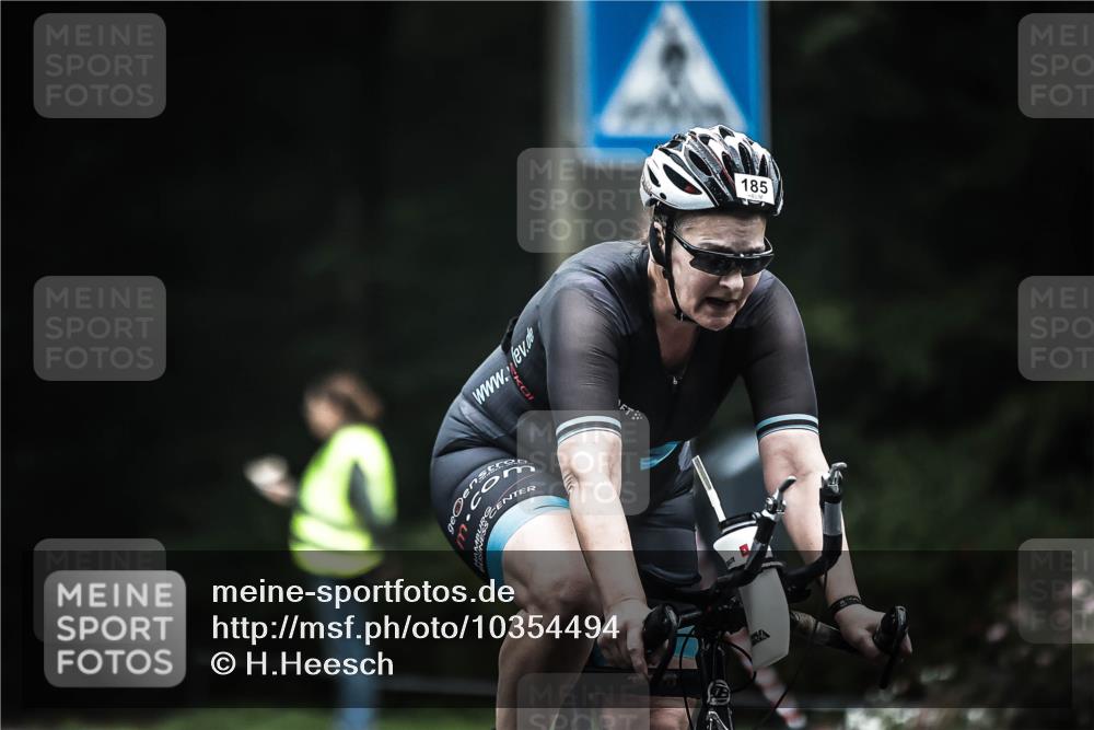 13.09.2026 - Stadtparktriathlon H.Heesch http://msf.ph/oto/10354494 13.09.2026 09:33:57 Radfahren 153, 185, 191, 206 meine-sportfotos.de
