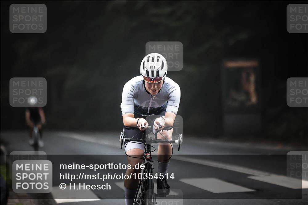 13.09.2026 - Stadtparktriathlon H.Heesch http://msf.ph/oto/10354514 13.09.2026 09:33:59 Radfahren 153, 185, 191, 206 meine-sportfotos.de