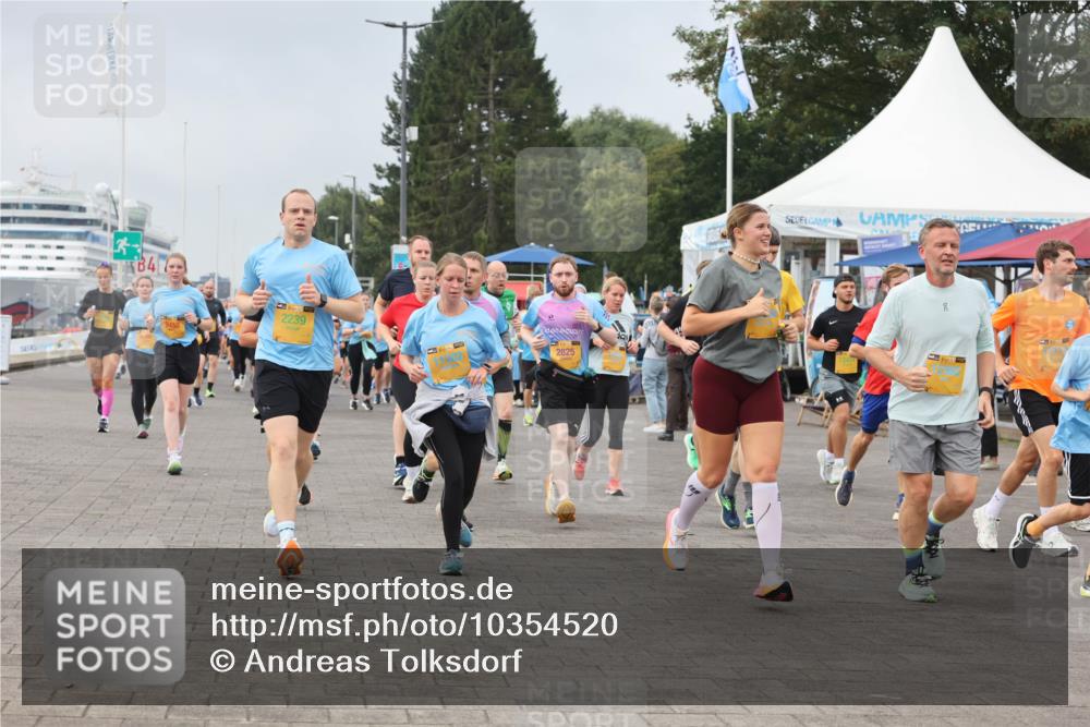 13.09.2026 - Kiel Lauf Andreas Tolksdorf http://msf.ph/oto/10354520 13.09.2026 09:57:49 Kiellinie 4, 9458, 2239, 2825 meine-sportfotos.de