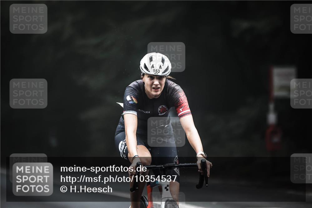 13.09.2026 - Stadtparktriathlon H.Heesch http://msf.ph/oto/10354537 13.09.2026 09:34:03 Radfahren 153, 191 meine-sportfotos.de
