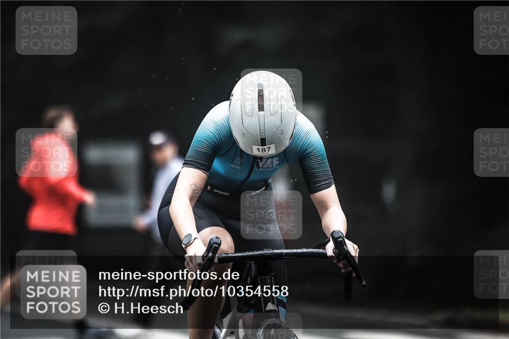 13.09.2026 - Stadtparktriathlon H.Heesch http://msf.ph/oto/10354558 13.09.2026 09:34:13 Radfahren 187 meine-sportfotos.de