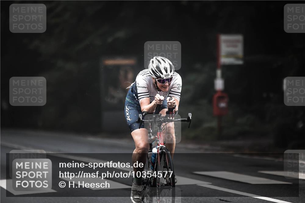 13.09.2026 - Stadtparktriathlon H.Heesch http://msf.ph/oto/10354577 13.09.2026 09:34:24 Radfahren 194, 200 meine-sportfotos.de