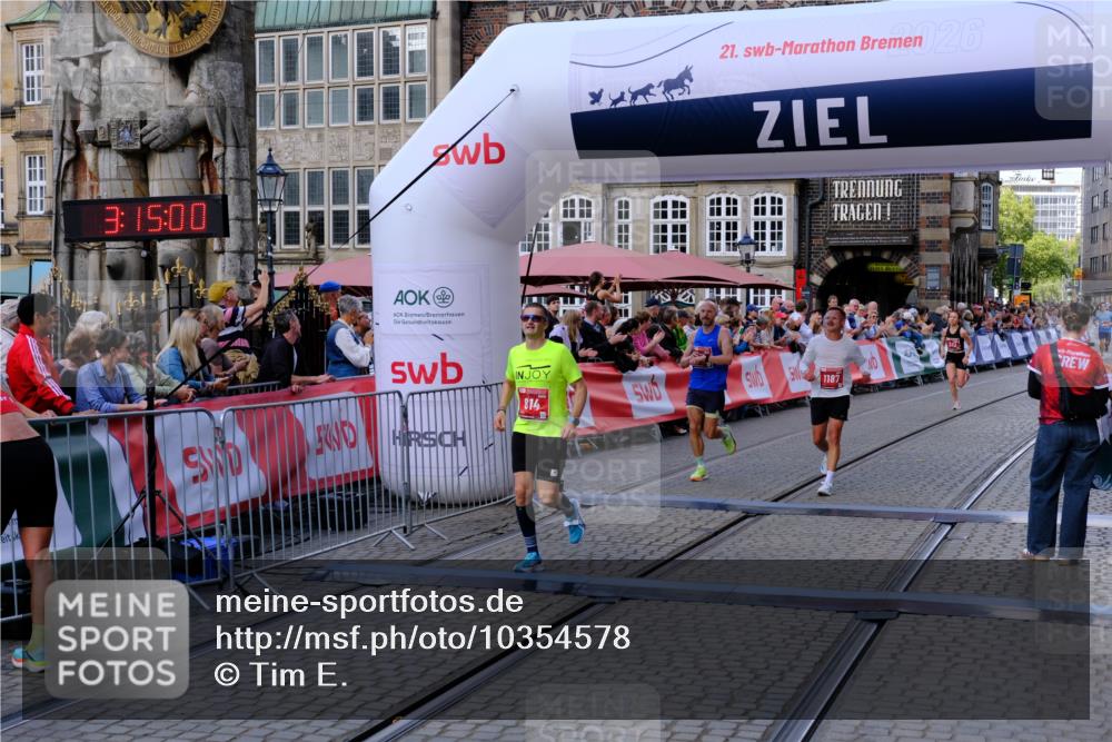 13.09.2026 - 21. swb-Marathon Bremen Tim E. http://msf.ph/oto/10354578 13.09.2026 12:45:49 Ziel 2032 meine-sportfotos.de