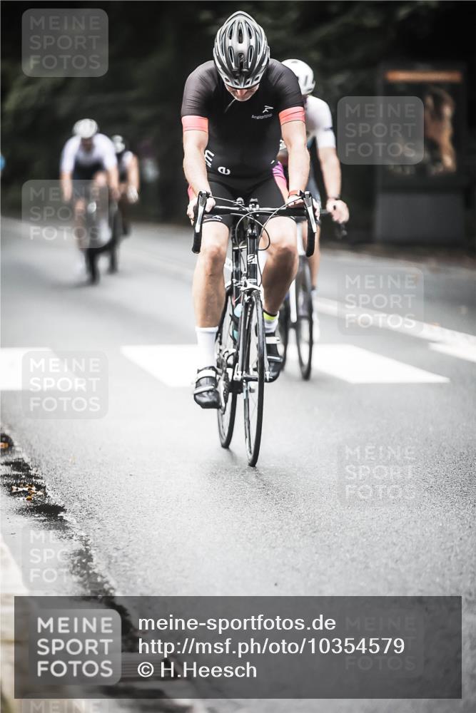 13.09.2026 - Stadtparktriathlon H.Heesch http://msf.ph/oto/10354579 13.09.2026 11:10:34 Radfahren 473, 520, 524, 578, 594, 610, 690, 691, 1799 meine-sportfotos.de