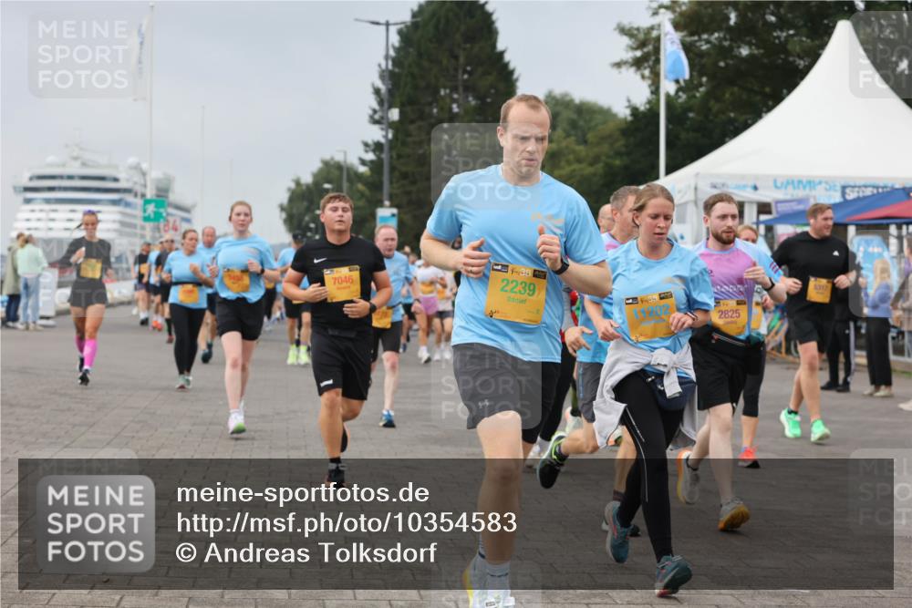 13.09.2026 - Kiel Lauf Andreas Tolksdorf http://msf.ph/oto/10354583 13.09.2026 09:57:51 Kiellinie 7046, 38, 2239, 11202, 2825 meine-sportfotos.de