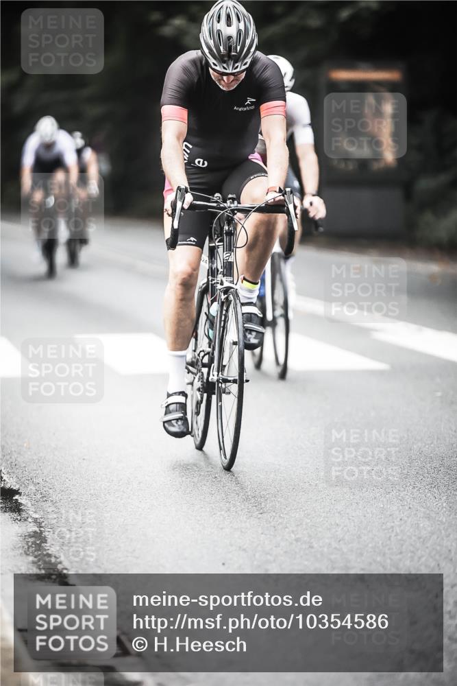 13.09.2026 - Stadtparktriathlon H.Heesch http://msf.ph/oto/10354586 13.09.2026 11:10:34 Radfahren 473, 520, 524, 578, 594, 610, 690, 691, 1799 meine-sportfotos.de