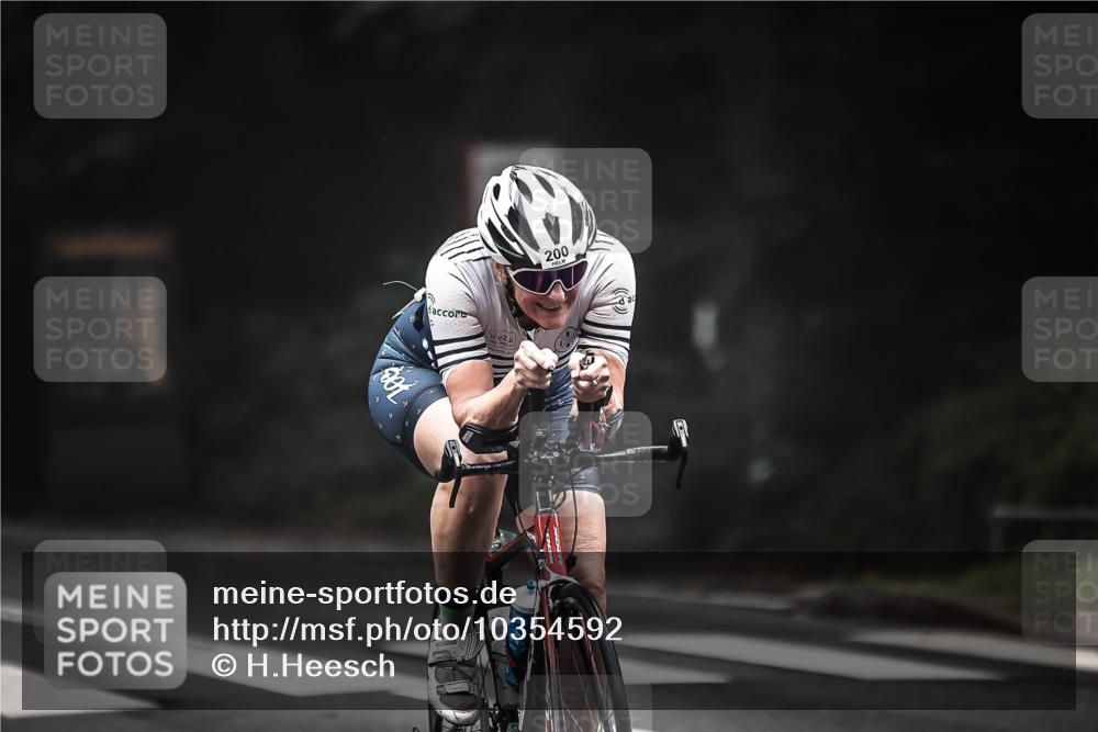 13.09.2026 - Stadtparktriathlon H.Heesch http://msf.ph/oto/10354592 13.09.2026 09:34:25 Radfahren 194, 200 meine-sportfotos.de