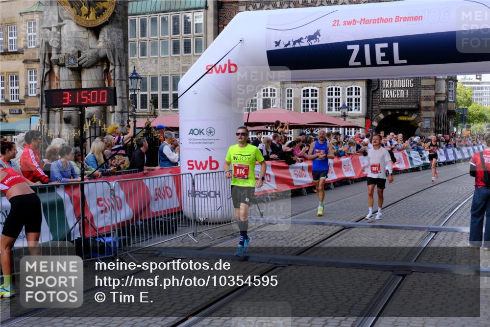 13.09.2026 - 21. swb-Marathon Bremen Tim E. http://msf.ph/oto/10354595 13.09.2026 12:45:49 Ziel 2032 meine-sportfotos.de