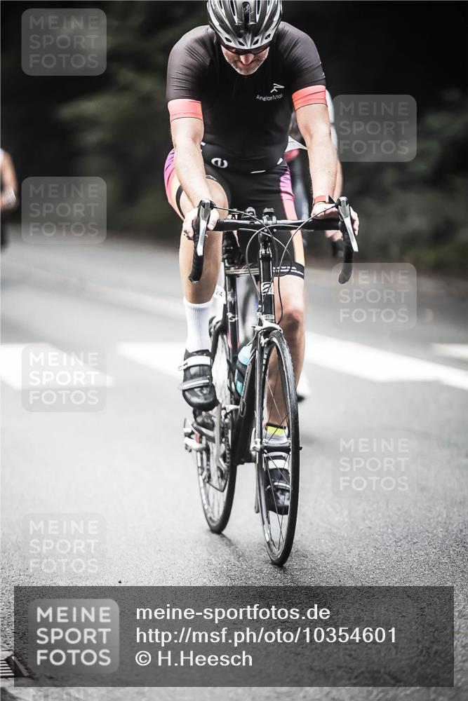 13.09.2026 - Stadtparktriathlon H.Heesch http://msf.ph/oto/10354601 13.09.2026 11:10:34 Radfahren 473, 520, 524, 578, 594, 610, 690, 691, 1799 meine-sportfotos.de