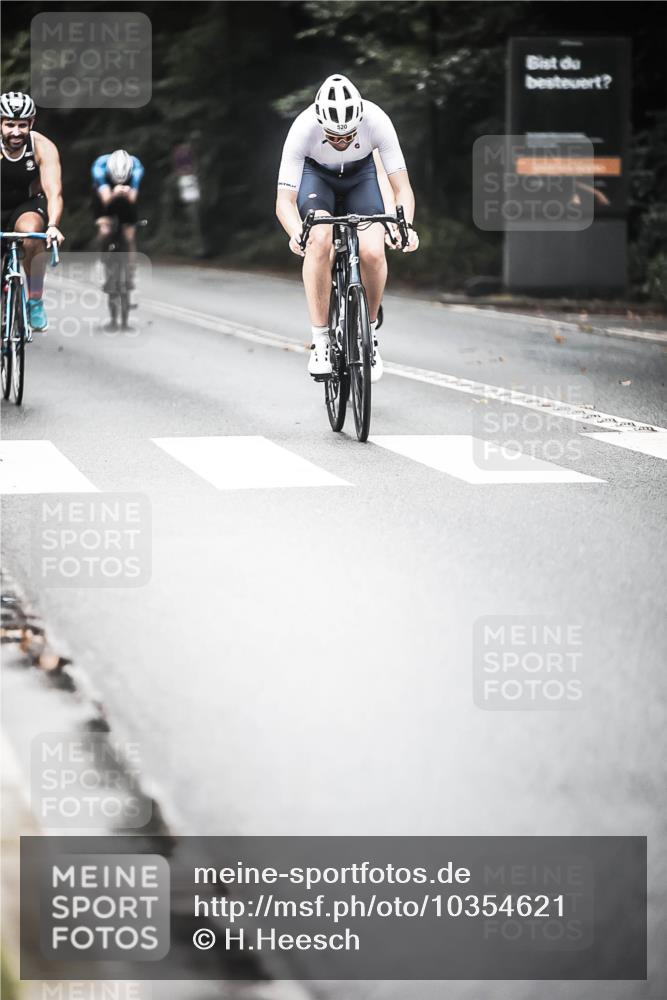 13.09.2026 - Stadtparktriathlon H.Heesch http://msf.ph/oto/10354621 13.09.2026 11:10:36 Radfahren 473, 520, 524, 578, 594, 690, 691, 1799 meine-sportfotos.de
