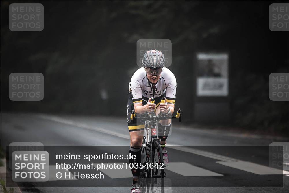 13.09.2026 - Stadtparktriathlon H.Heesch http://msf.ph/oto/10354642 13.09.2026 09:34:42 Radfahren 181 meine-sportfotos.de