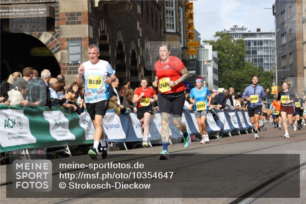 13.09.2026 - 21. swb-Marathon Bremen Strokosch-Dieckow http://msf.ph/oto/10354647 13.09.2026 10:56:05 Ziel 10243, 10297, 10374, 10379, 10423, 10529, 10550, 10703, 10809, 10881, 10952, 11377, 11510, 11557, 11862, 12108, 12125, 12143, 12150, 12188, 10184, 10211, 10246, 10322, 10365, 10443, 10670, 10699, 10949, 10957, 10960, 11219, 11280, 11570, 11693, 11782, 12452, 12476 meine-sportfotos.de