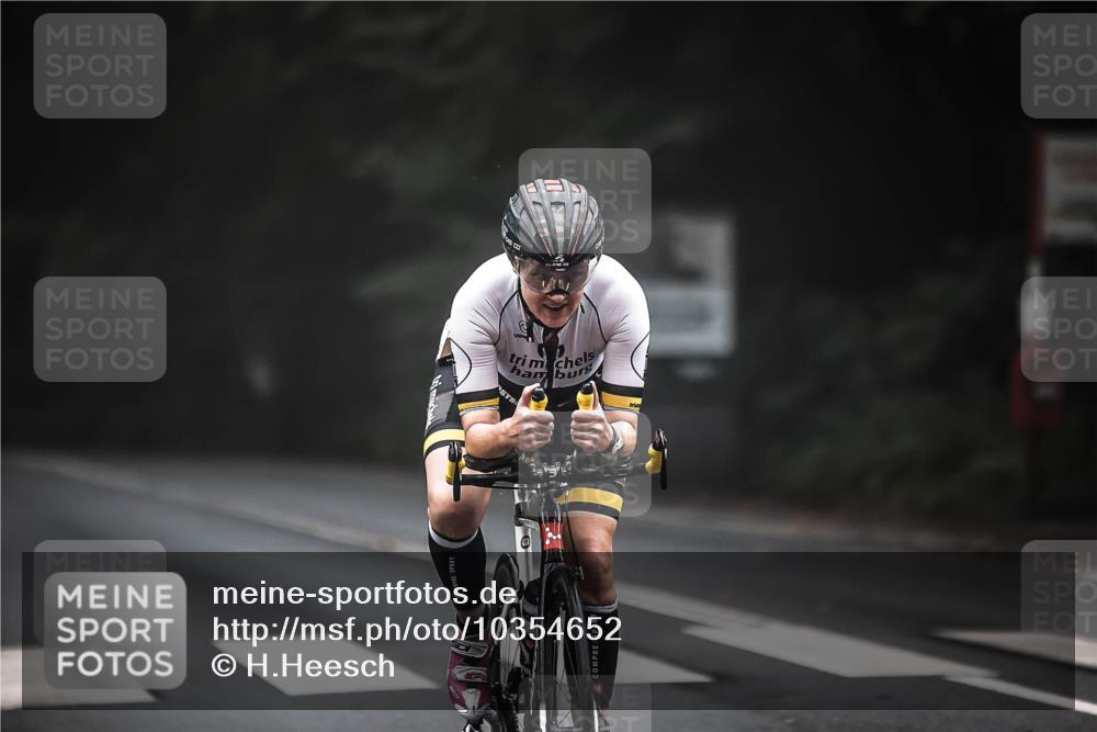 13.09.2026 - Stadtparktriathlon H.Heesch http://msf.ph/oto/10354652 13.09.2026 09:34:43 Radfahren 181 meine-sportfotos.de