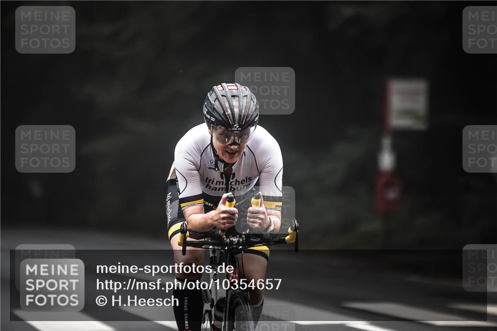 13.09.2026 - Stadtparktriathlon H.Heesch http://msf.ph/oto/10354657 13.09.2026 09:34:43 Radfahren 181 meine-sportfotos.de