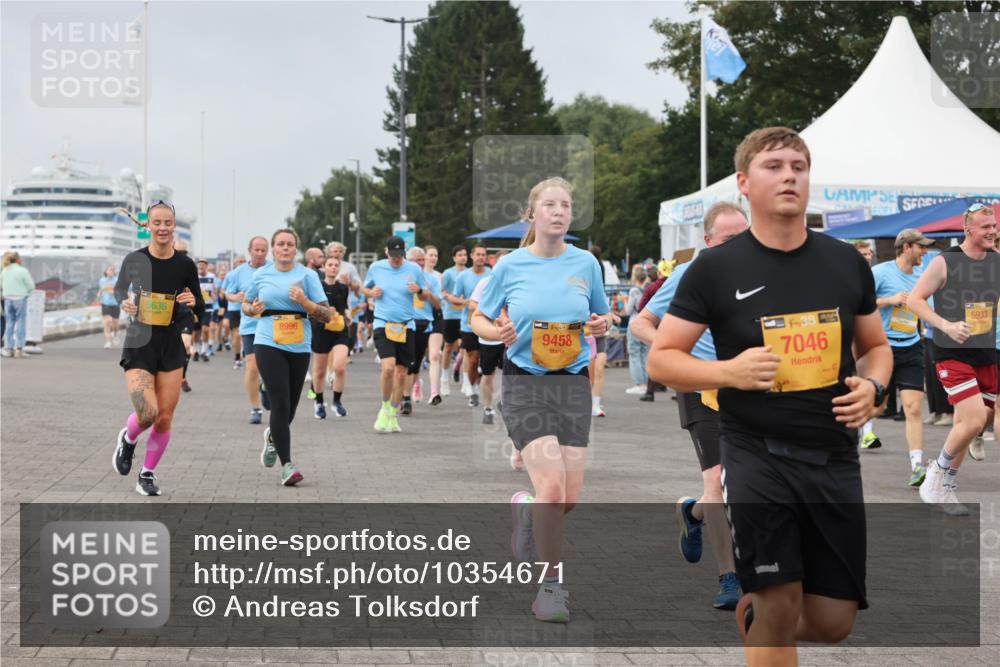 13.09.2026 - Kiel Lauf Andreas Tolksdorf http://msf.ph/oto/10354671 13.09.2026 09:57:53 Kiellinie 5636, 8996, 381, 9458, 38, 7046, 5933 meine-sportfotos.de