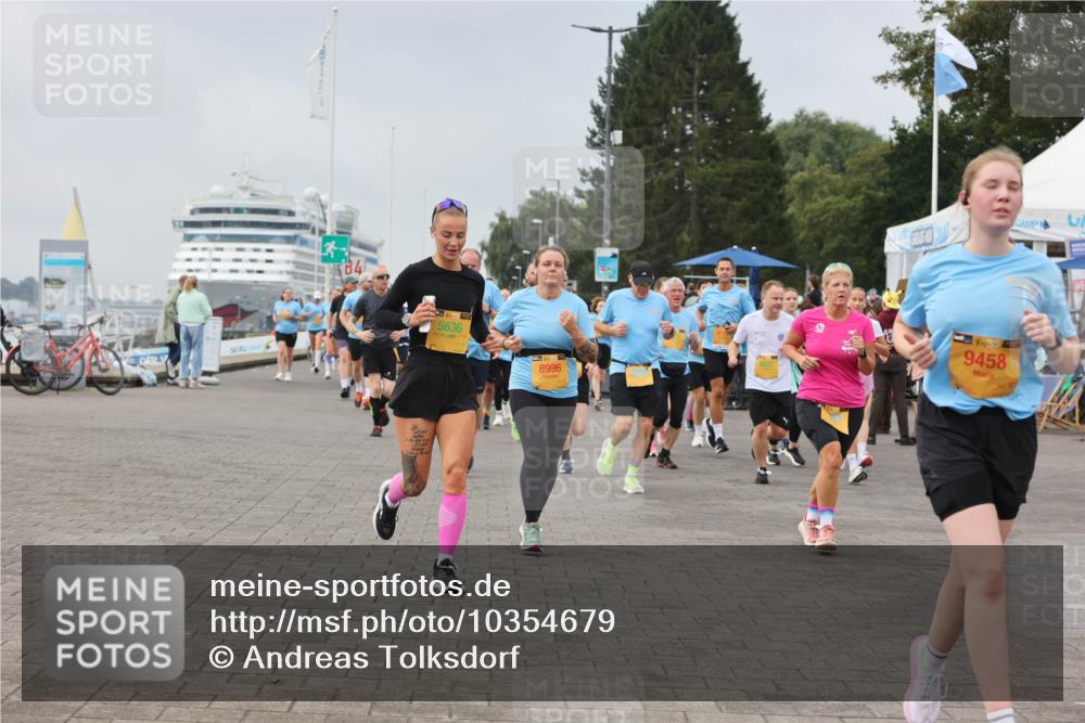13.09.2026 - Kiel Lauf Andreas Tolksdorf http://msf.ph/oto/10354679 13.09.2026 09:57:53 Kiellinie 4, 5636, 39, 9458, 8996 meine-sportfotos.de