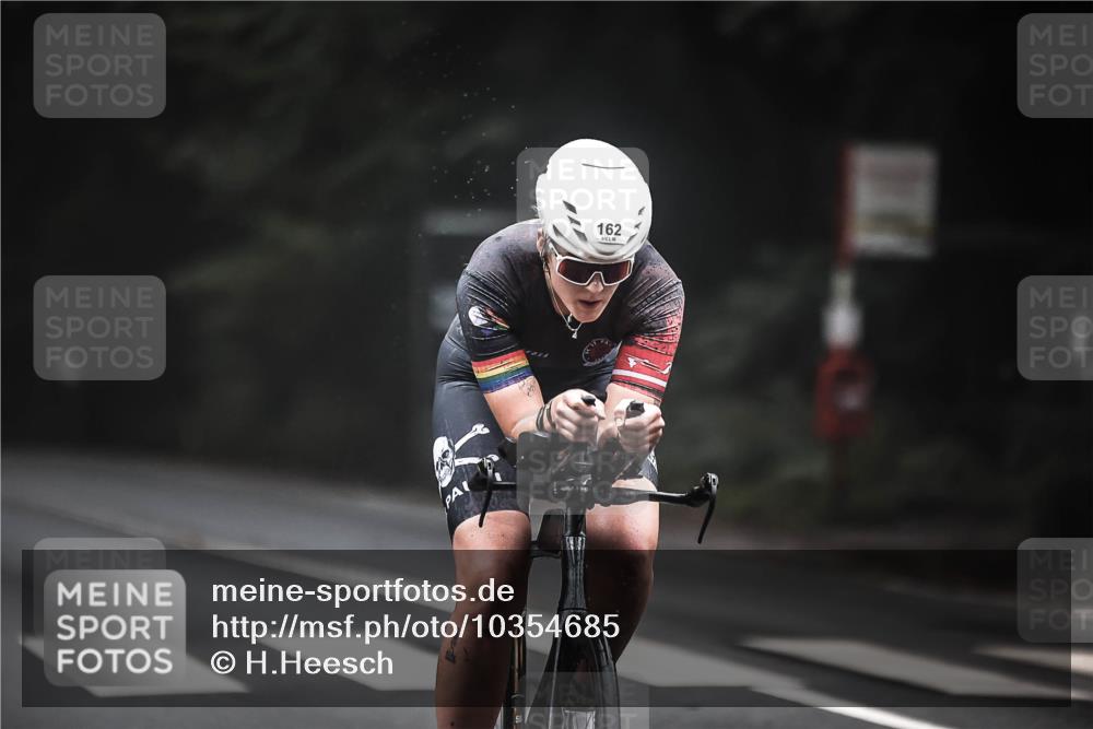 13.09.2026 - Stadtparktriathlon H.Heesch http://msf.ph/oto/10354685 13.09.2026 09:35:12 Radfahren 162, 209 meine-sportfotos.de
