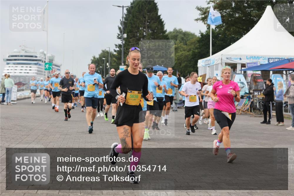 13.09.2026 - Kiel Lauf Andreas Tolksdorf http://msf.ph/oto/10354714 13.09.2026 09:57:54 Kiellinie 8610, 38, 5636, 177, 8037 meine-sportfotos.de