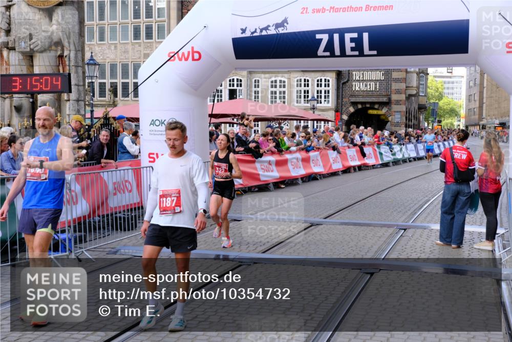 13.09.2026 - 21. swb-Marathon Bremen Tim E. http://msf.ph/oto/10354732 13.09.2026 12:45:53 Ziel 2032 meine-sportfotos.de