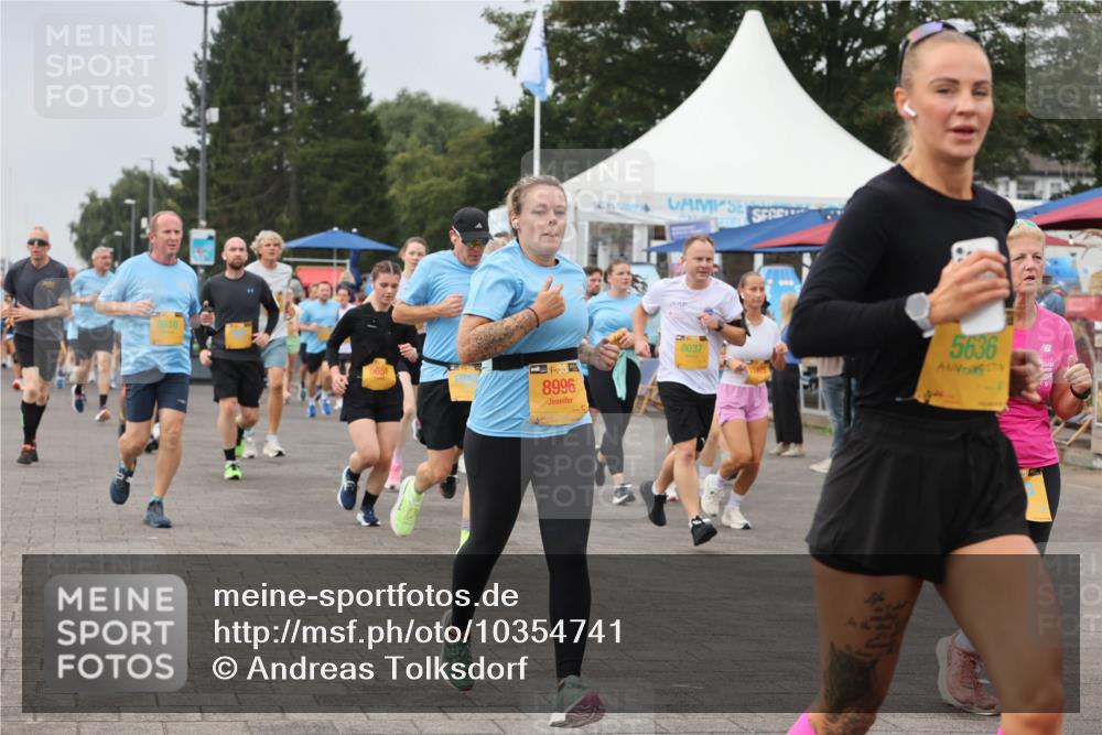 13.09.2026 - Kiel Lauf Andreas Tolksdorf http://msf.ph/oto/10354741 13.09.2026 09:57:56 Kiellinie 8610, 5651, 38, 8996, 8037, 5636 meine-sportfotos.de