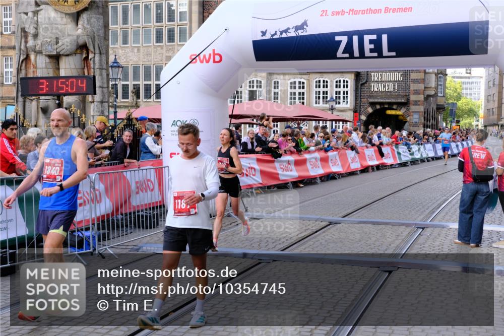 13.09.2026 - 21. swb-Marathon Bremen Tim E. http://msf.ph/oto/10354745 13.09.2026 12:45:53 Ziel 2032 meine-sportfotos.de