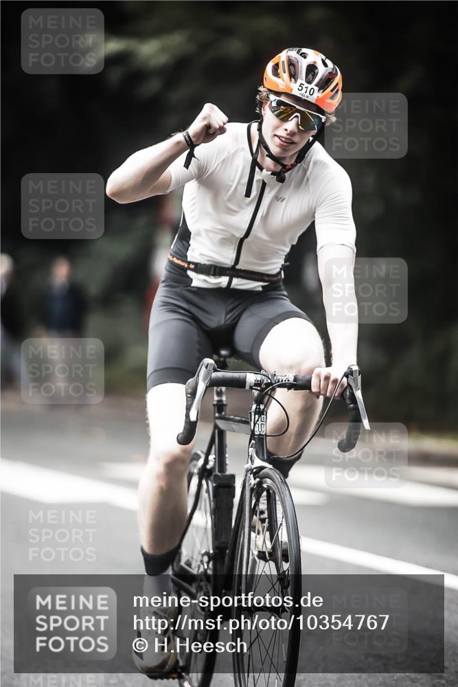 13.09.2026 - Stadtparktriathlon H.Heesch http://msf.ph/oto/10354767 13.09.2026 11:10:50 Radfahren 510, 683 meine-sportfotos.de