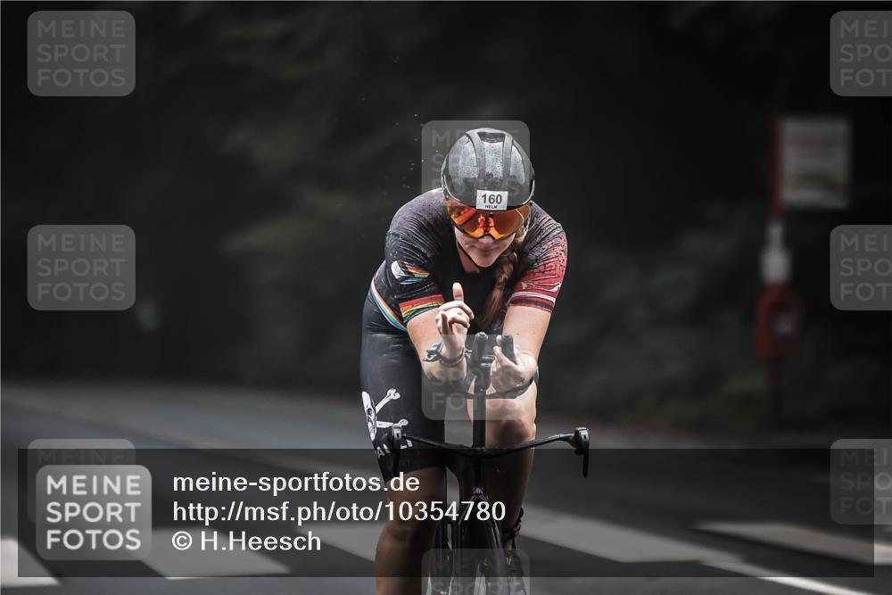 13.09.2026 - Stadtparktriathlon H.Heesch http://msf.ph/oto/10354780 13.09.2026 09:35:24 Radfahren 160, 208 meine-sportfotos.de