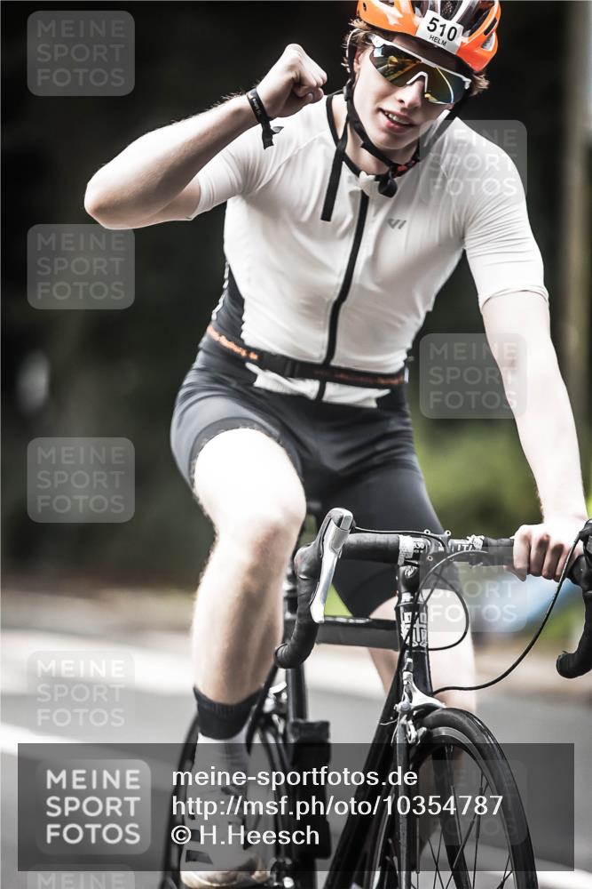 13.09.2026 - Stadtparktriathlon H.Heesch http://msf.ph/oto/10354787 13.09.2026 11:10:50 Radfahren 510, 683 meine-sportfotos.de