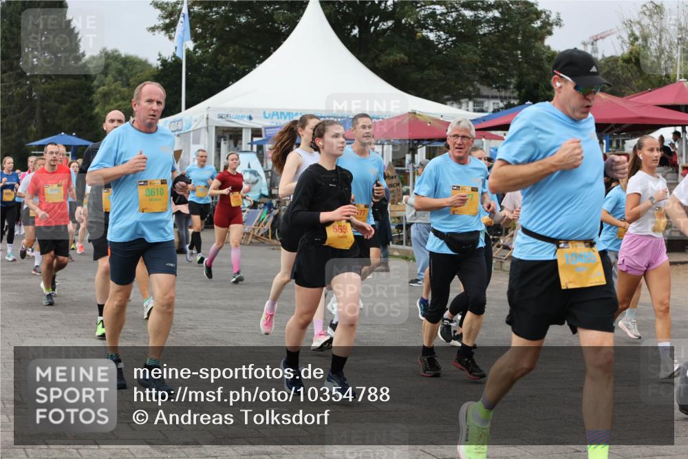 13.09.2026 - Kiel Lauf Andreas Tolksdorf http://msf.ph/oto/10354788 13.09.2026 09:57:57 Kiellinie 9774, 38, 8610, 565 meine-sportfotos.de