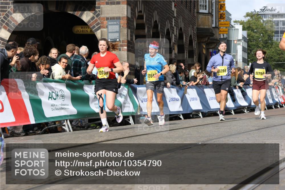 13.09.2026 - 21. swb-Marathon Bremen Strokosch-Dieckow http://msf.ph/oto/10354790 13.09.2026 10:56:07 Ziel 10243, 10374, 10379, 10423, 10529, 10550, 10703, 10809, 10952, 11377, 11510, 12108, 12125, 12143, 12188, 12484, 10184, 10211, 10246, 10322, 10365, 10443, 10670, 10699, 10957, 10960, 11280, 11317, 11570, 11693, 11782, 12452 meine-sportfotos.de